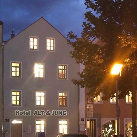 Altstadthotel Alt & Jung レーゲンスブルク エクステリア 写真